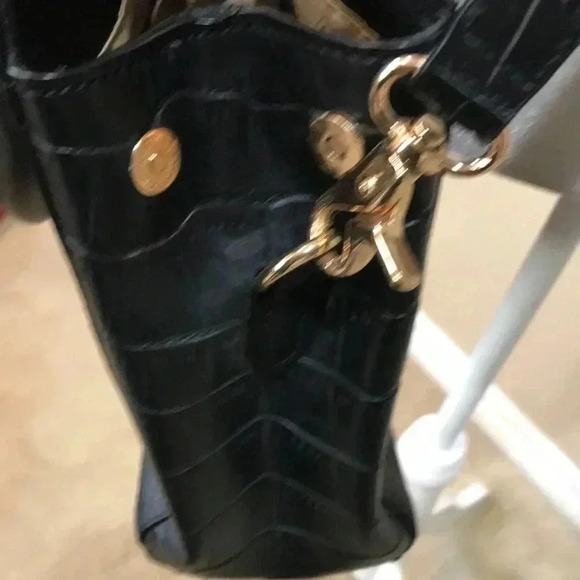 Bob Mackie Black Handbag with Double Handle and Crossbody/Shoulder Strap. - Picture 11 of 11